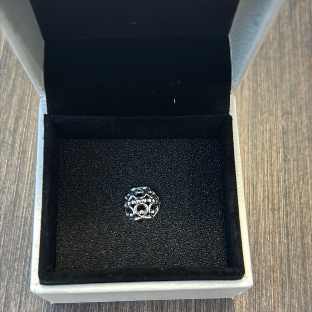 Pandora Silver Charm for Bracelets NWOT - Picture 2 of 4